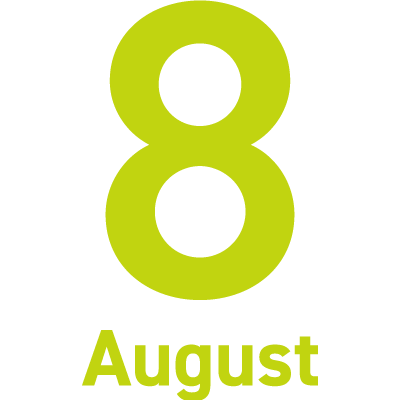 8月