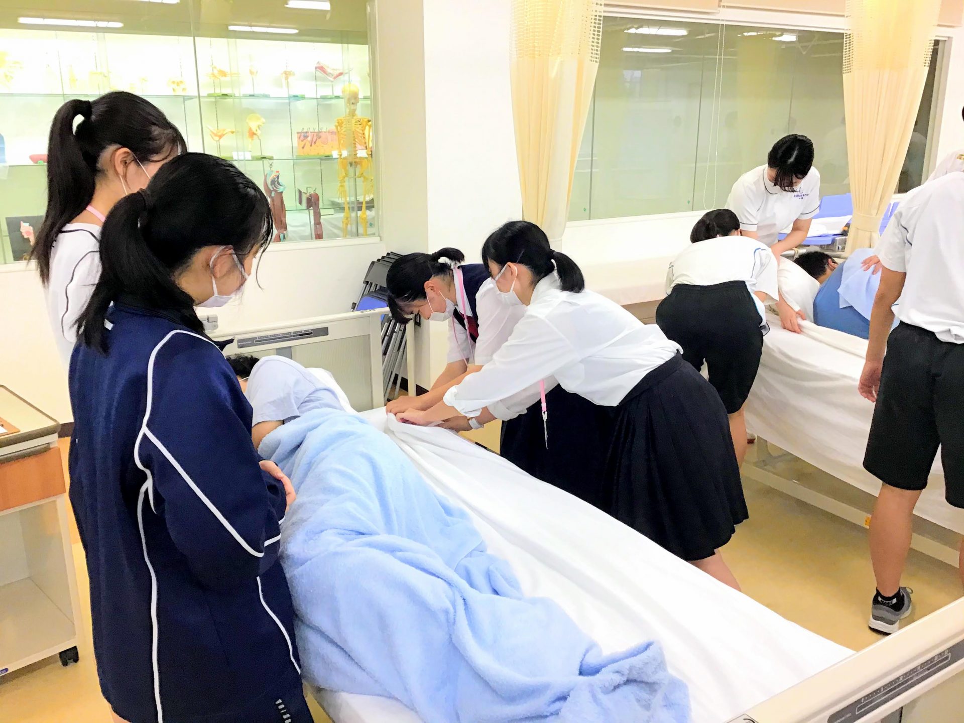 【4/4に開催】どんなことするの⁉学校で病院体験【看護師体験編】 出雲医療看護専門学校
